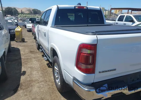 2022 Ram 1500 Laramie 4X4 5'7 Box z USA, uszkodzony, nr VIN 1C6SRFJM4NN263466
